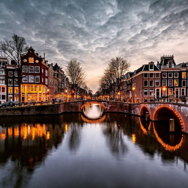 Amsterdam Paris Tour Package 2024