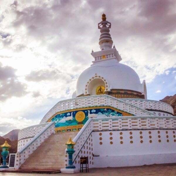 Leh Ladakh tour packages - Luxury vacations and holidays