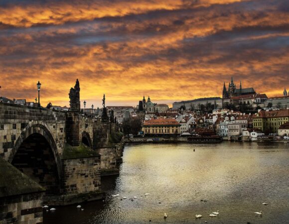 Berlin to Prague tour package - Luxury vacations and holidays