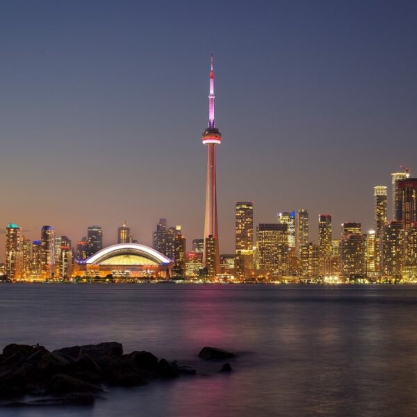 Toronto Tours Package - Luxury Vacations and Holidays