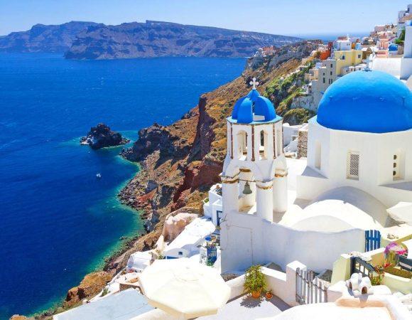 Explore Greece with Luxury Tours and Travel: Amazing Greece Tour Packages from India