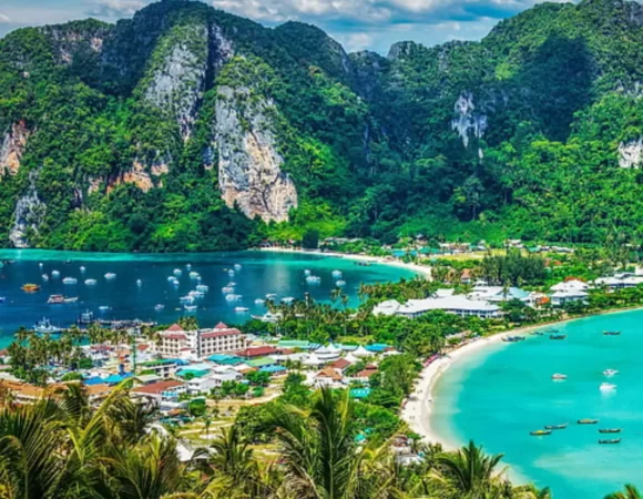 Krabi vs Phuket: A Comparison for Your Dream Vacation