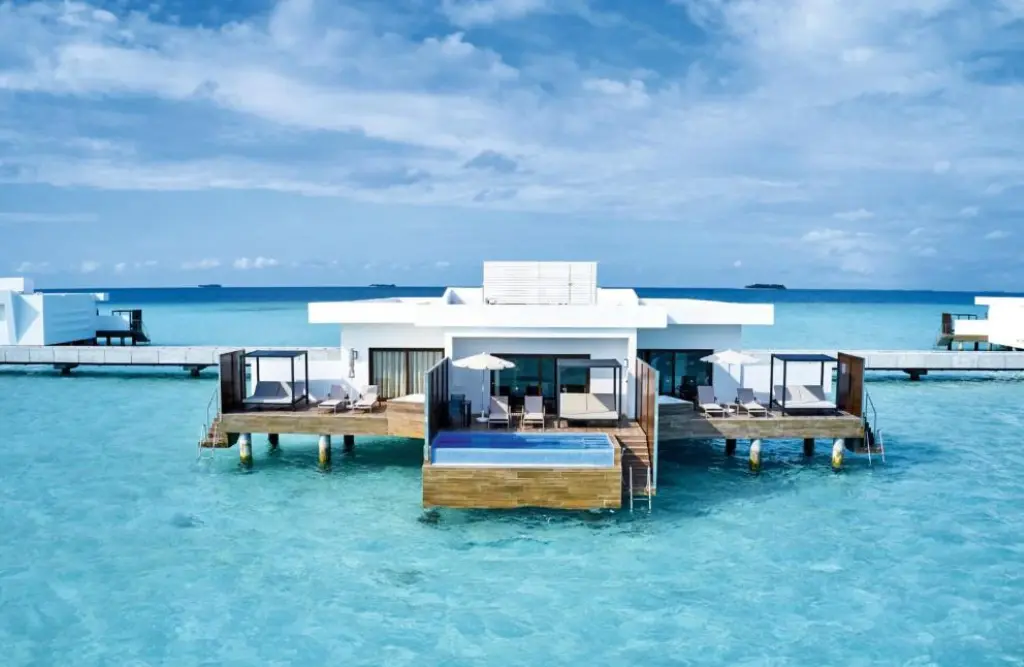 Hotel-Riu-palace-Maldives-5-star-Hotel-in-Maldives