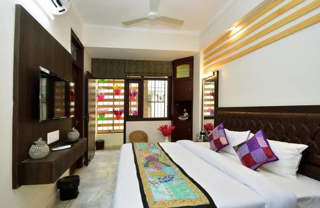 Shanti Villas - Luxury Home Stay Apartment