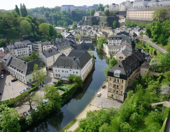 Luxembourg City Center: Explore Parks, Shopping, & Top Hotels